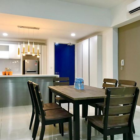 Chung cư 68 m² 2 phòng ngủ, 1 phòng tắm riêng ở Quận trung tâm thương mai Apartment Kota Kinabalu Ngoại thất bức ảnh