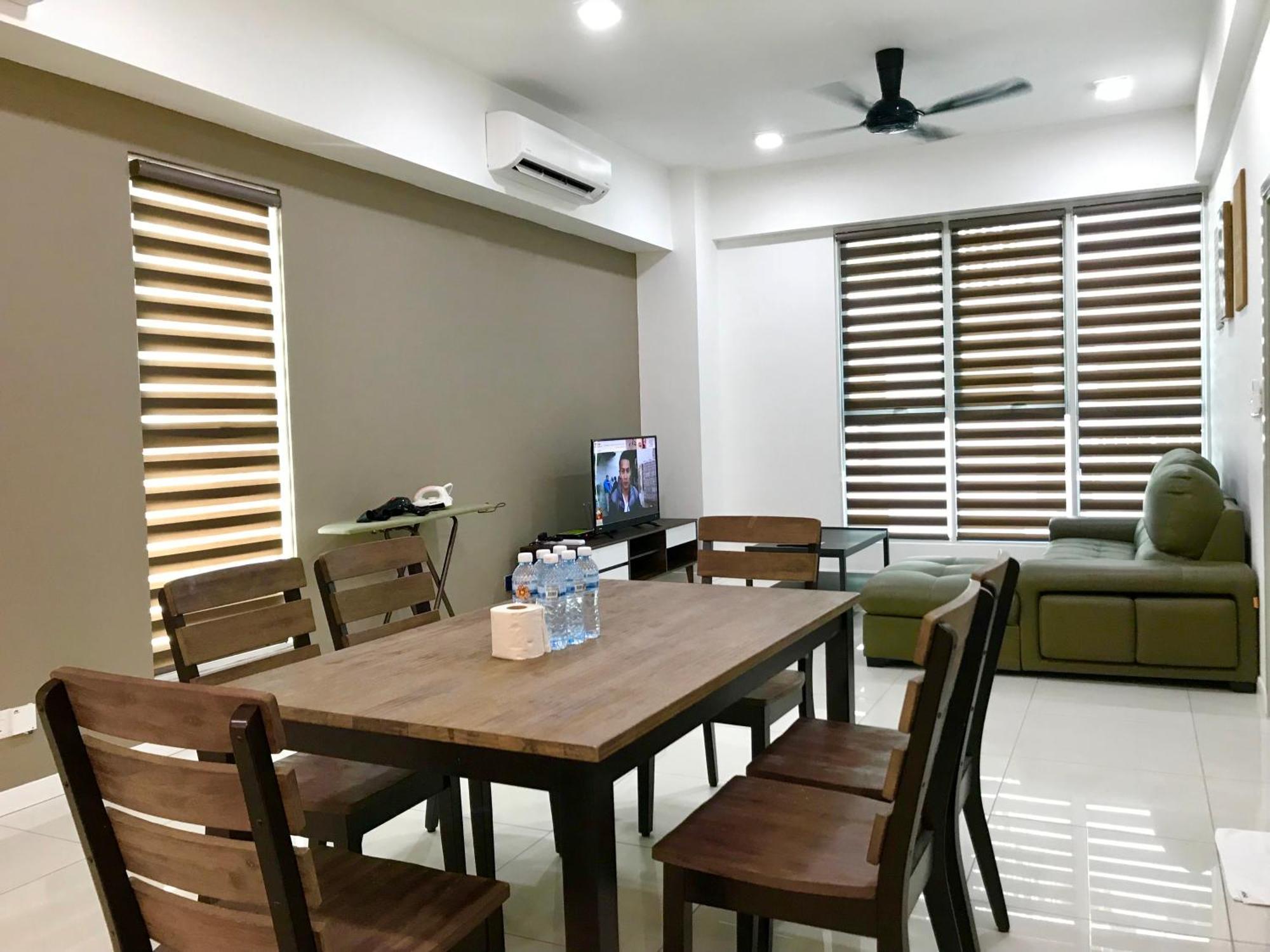 Chung cư 68 m² 2 phòng ngủ, 1 phòng tắm riêng ở Quận trung tâm thương mai Apartment Kota Kinabalu Ngoại thất bức ảnh