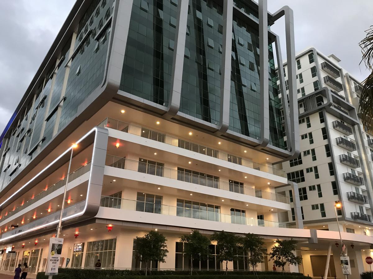 Chung cư 68 m² 2 phòng ngủ, 1 phòng tắm riêng ở Quận trung tâm thương mai Apartment Kota Kinabalu Ngoại thất bức ảnh